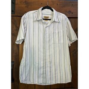 Y Chrome men’s large button down short sleeve shirt